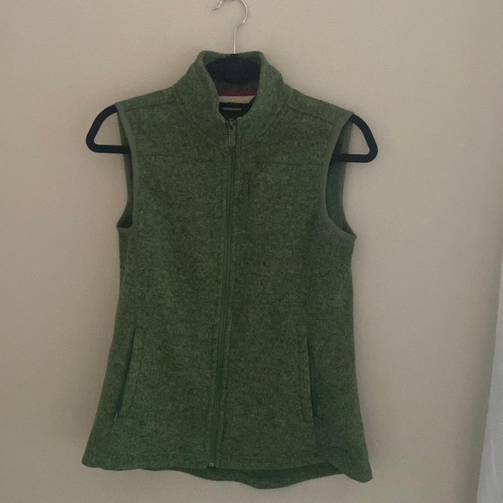 Orvis green vest - lightly used (1-2 times)